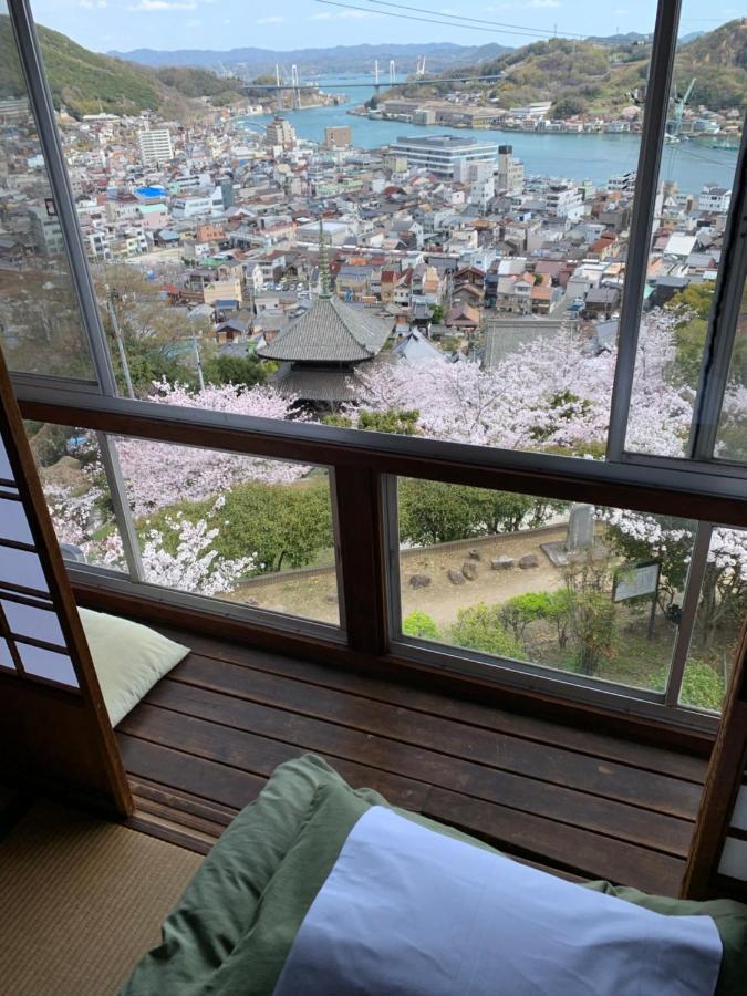 Onomichi Guest House Miharashi-Tei Extérieur photo