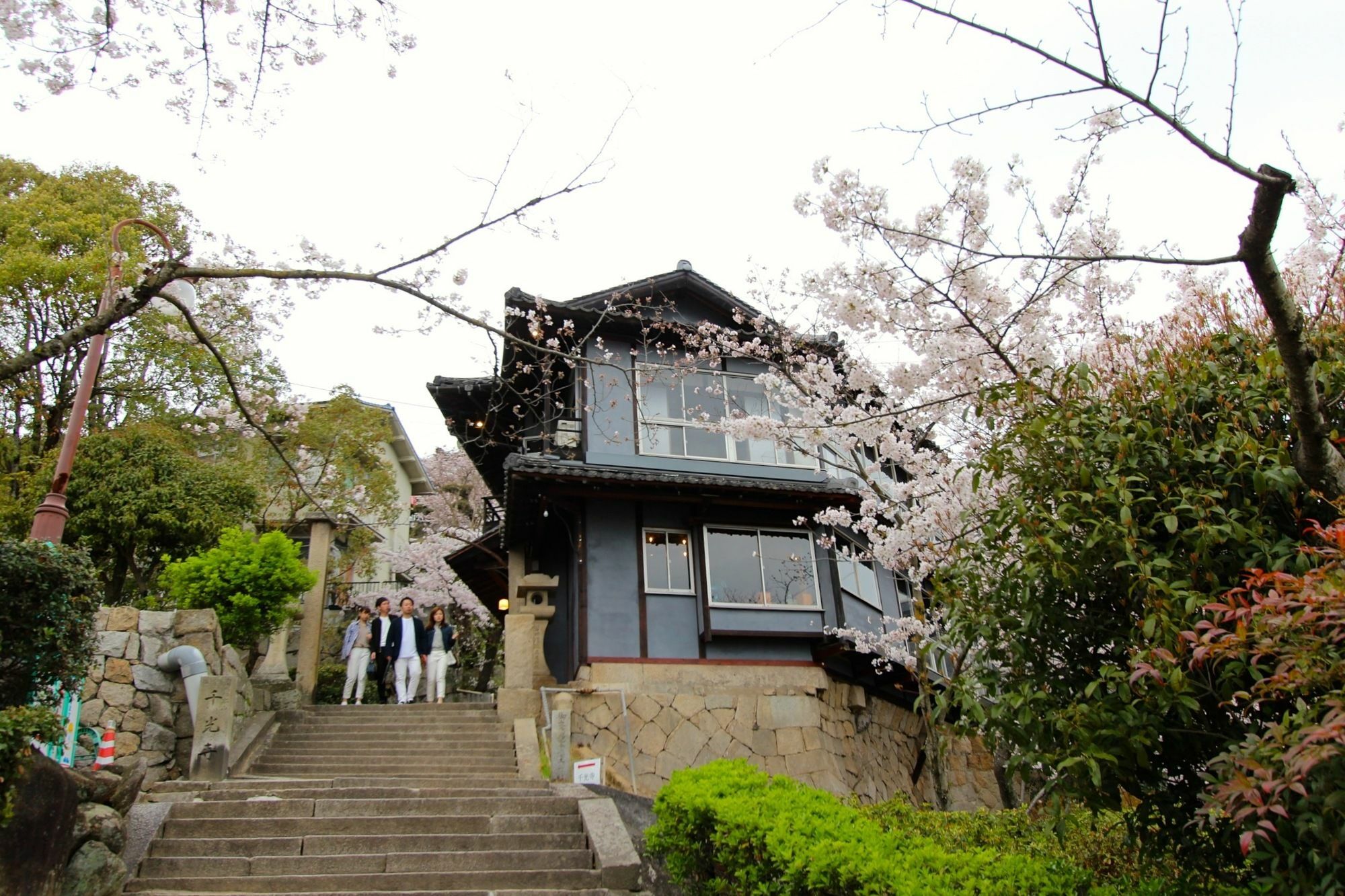 Onomichi Guest House Miharashi-Tei Extérieur photo